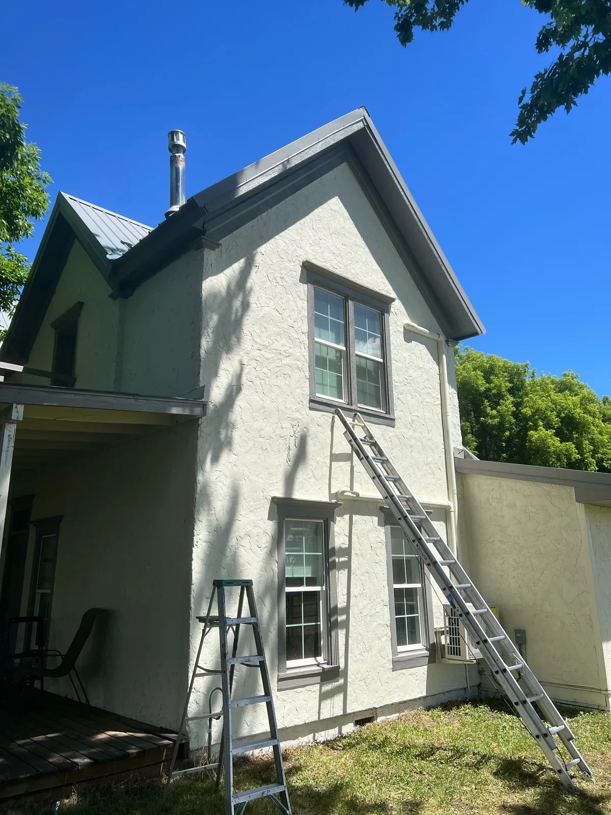 Stucco house after by Glenn Painting Co